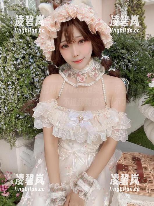 ElyEE子的私房Yukata美图，带我提前进入夏天状态，不过我真的驾驭不了那种轻盈的姿态…