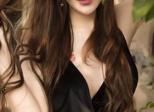GIRLT果团网 – 浴缸里有个陈迪娅我不敢直视的图片，快来下载吧