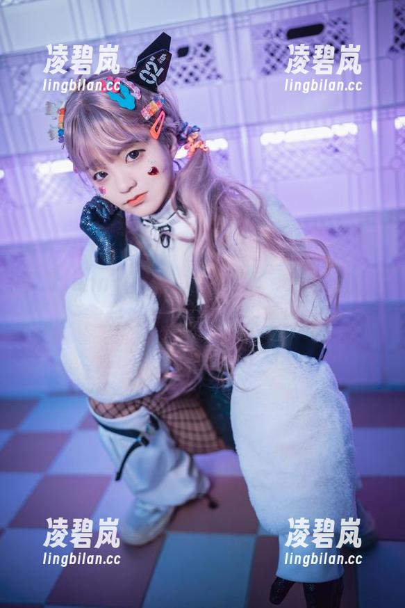 下载Jenny(정제니)的校服，cos友谊的良品，它不会让你失望！