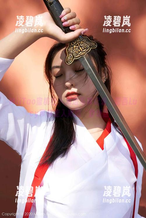 MiiTao蜜桃社 - 海边写真记录，露西Lucy带你走入她的‘舒适区’