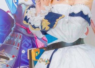 在愚人众的千奇百怪里,Sayo Momo定制的阿蕾奇诺写真瞩目无比!