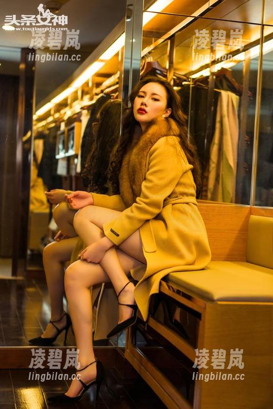 TouTiao头条女神-杨漫妮baby TouTiao头条女神 - 杨漫妮baby写真,网袜翻滚吧,燃烧我脑细胞的那种!