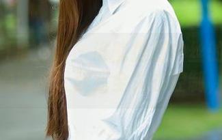 TuiGirl推女郎 – 谁能抵御白丝的诱惑？夏婉婉的写真让我完全失去控制，哈哈。