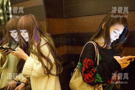 TuiGirl推女郎 - 写真里藏着的牛气——赵惟依演绎不一样的奶牛印象。