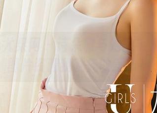 UGirls尤果网 – 诗朵雅与她的毛衣：这些图片资源我就先收藏了！