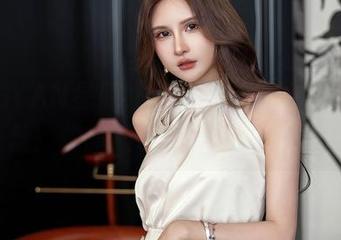 XINGYAN星颜社 – 伊黎yili的不一般黑丝：你的腿也想定制一条吗？