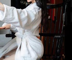 XINGYAN星颜社 – 李丽莎纯白——大概是冷得让人想单膝跪下的高清作品集！