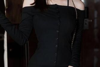 Xiuren秀人网 – 作品：乔娜娜的完美秘书！我对她的每一句话都在认真听！
