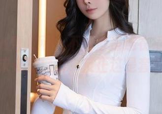 Xiuren秀人网 – 不清楚是连衣裙带来还是千夜未来的魔力，反正这是套图合集！