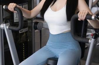 Xiuren秀人网 – 这是一波婠婠么的海边合集，带着点咸咸的味道