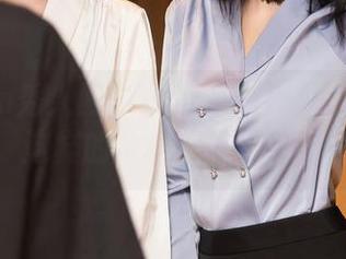 Xiuren秀人网 – 说说小兔纯纯的定制居家写真，这样的放松我恨不得复制一份！