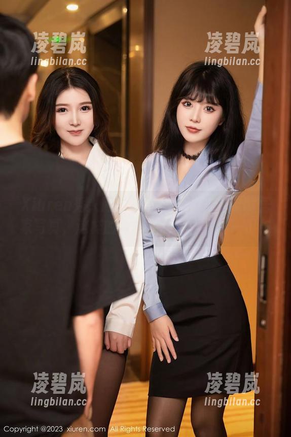 Xiuren秀人网 - 说说小兔纯纯的定制居家写真，这样的放松我恨不得复制一份！