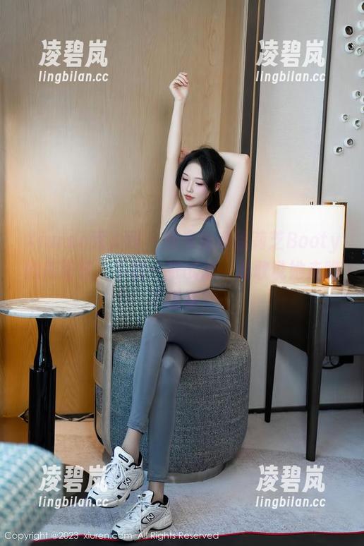 Xiuren秀人网 - 图库充满徐莉芝Booty的高跟鞋，下载一张试试，谁敢说她走路不优雅？