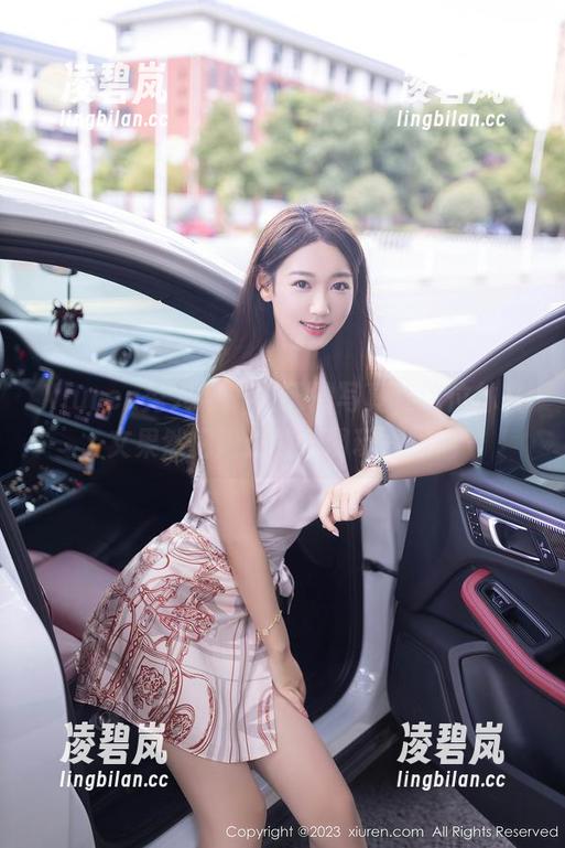 Xiuren秀人网 - 夏天的写真，这位林文文果然把阳光的色调玩得很溜