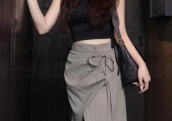 Xiuren秀人网 – 涵涵Luna的瑜伽写真，原图一看我就…呃，想放弃晚餐！