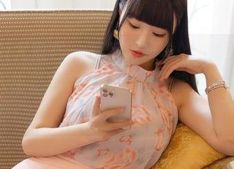 YouMi尤蜜荟 – 看着周妍希的美足私拍，觉得人生忽然多了种新的可能性，套图太诱惑了！