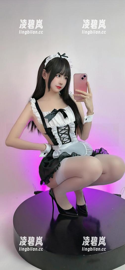 写真界的新宠：miko酱ww的护士也会撒娇哦！