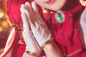 rinka冲田凛花，照片展示了“碧蓝航线”嘛！但她的船会不会太小了，哈哈。
