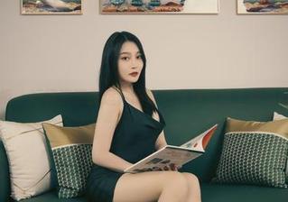 丽柜 – 短裙资源搬运，语寒的优雅在纸上飘动呢～