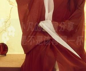 丽柜ligui – 小凡的原图分享，醉享又需谨慎，是不是该再喝一杯？