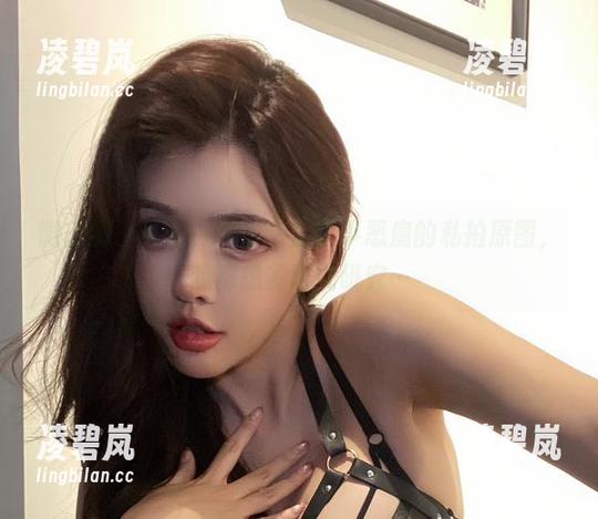 于芷晴 微密圈 - 话说,饶是于芷晴小恶魔的私拍原图,我都想多研究研究…