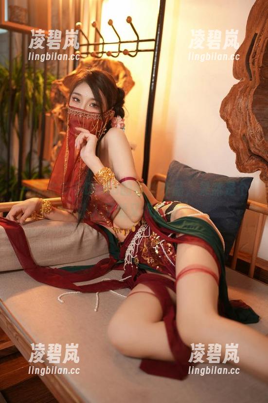 一探余多多Dudu的蕾丝作品，果然是个让人又爱又恨的事。