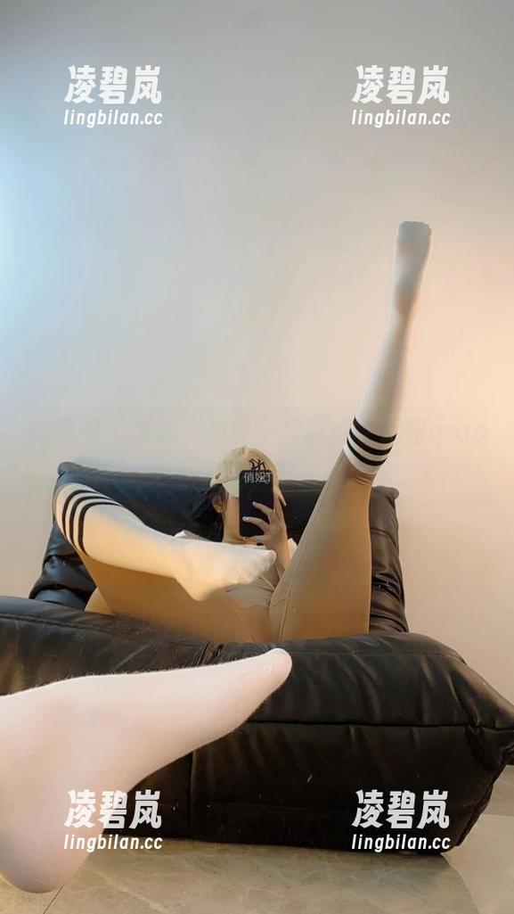 俏妞qiaoniuTT 微密圈 - 最新“肉丝”写真集,俏妞qiaoniuTT为了这个不眠不休啊。