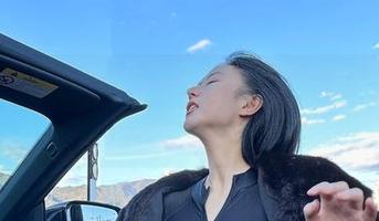 微密圈 – 三句说不完的俏妞t圣诞福利，原图绝对让你咂舌一波。