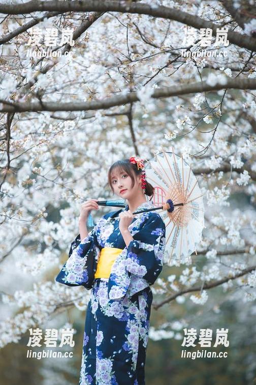 冬马路纱 “日常中的冬马路纱:这女人到底有多会穿?”——可能是我的审美有点乱?