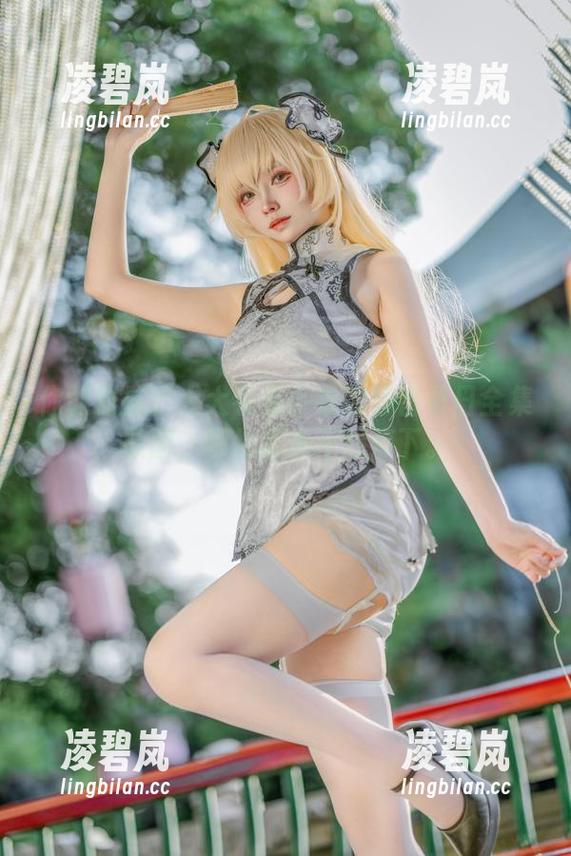 你敢对抗？大大卷卷小卷的初音夏日全集原图，哪怕累也不想停下。