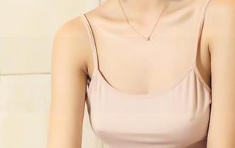 头条女神 – 尹菲私房美女——她最新的作品集里有啥，让我慢慢扫一眼…