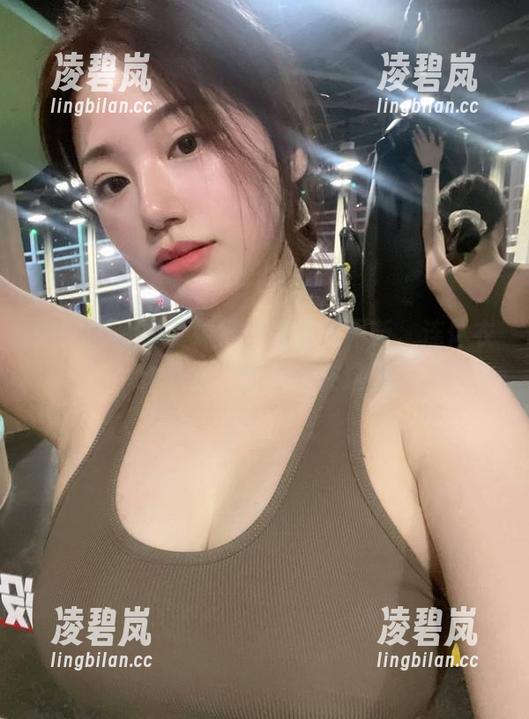 微密圈 - 奶宝妹纸总是惊喜不断，连体衣作品集下载地址在这里