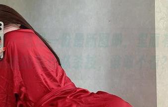 微密圈 – 这是一份最新图册，里面有奶宝妹纸的黑丝必杀技，谁敢不看？