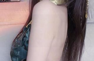 小小奶瓶儿图集分享——珍珠人鱼还能加长，居然没听说过这项技术！