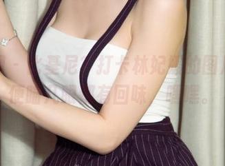 尤果网 – 比基尼？打卡林妃媛的图片，随便瞄几眼都有回味，嘿嘿。