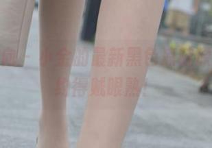 异思趣向 – 小金的最新黑色凉鞋原图，简约得贼眼熟！