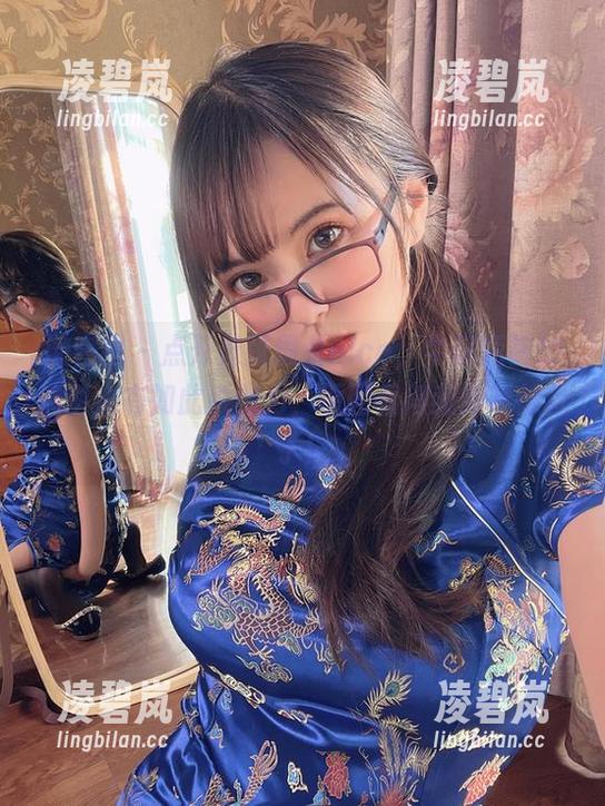 张思允nice 微密圈 - 点开看张思允nice,牛仔短裤的造型竟有如此杀伤力,原图看得我眼睛都直了!