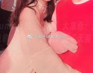 御子Yumiko的“白色”大集合：我在这里，随机打卡每一片光亮而“无害”的白。