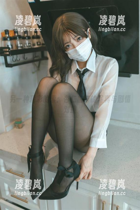杏仁曲奇 另一种精彩的爱:杏仁曲奇的写真与剧情对撞