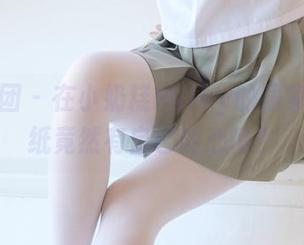森萝财团 – 在小奶糕Milky的居家里，壁纸竟然有自己的心情？