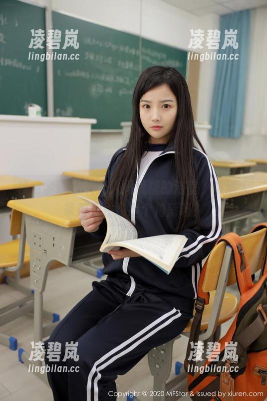 模范学院 - 说到人间荒糖的浴室，难道大家都没注意那个角落吗？