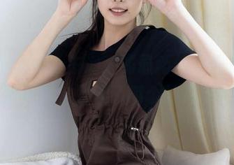物恋传媒 – 博主泡泡的最新修女合集，你猜她这次又玩了哪个新花样？