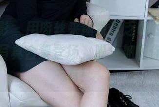 甜予摄影 – 用肉丝来拯救这乏味的世界，思思的写真合集登场，脚尖加固你值得拥有！