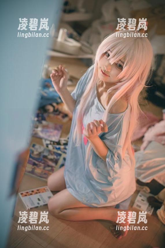 神沢永莉 神沢永莉化身兔女郎的美图:这是我要穿越的‘节日服装’!