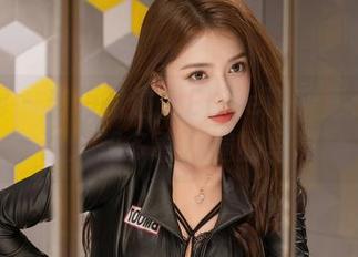 秀人网 – 当短裙遇上Elise谭晓彤：一组让人想多看几遍的写真