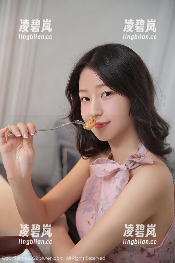 秀人网 - 冷月yuer的高清御姐壁纸，我愿意用余生去收藏！