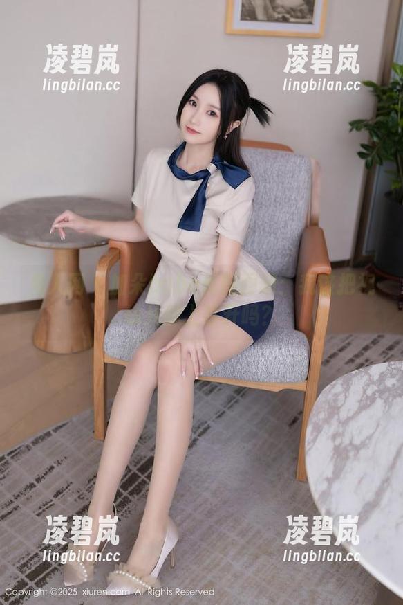 秀人网 - 加朵babe长腿图册：我该把视线从腿上移开吗？