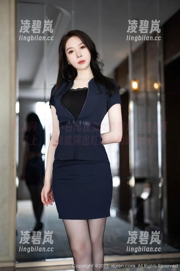 秀人网 - 小小白思宜兔女郎图包：把兔耳带上，那我能演出红颜色的眼泪吗？