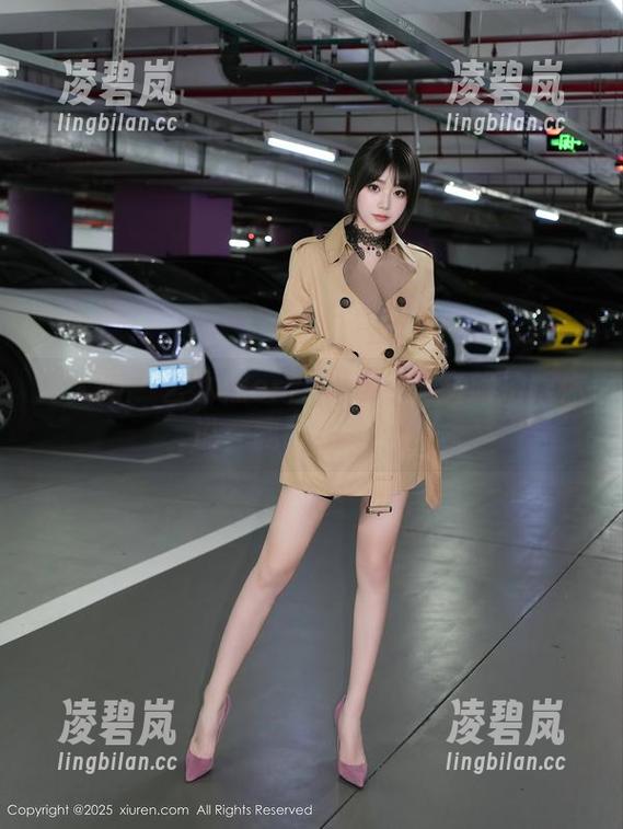 秀人网 - 艺术照or傻照？林文文旅拍跟你说：我都试过啦！