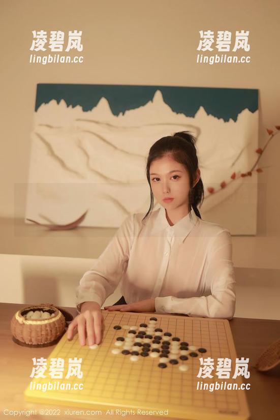 秀人网-油田溪溪 秀人网 - 妹妹的写真:原图超乎你的想象,油田溪溪真会玩!